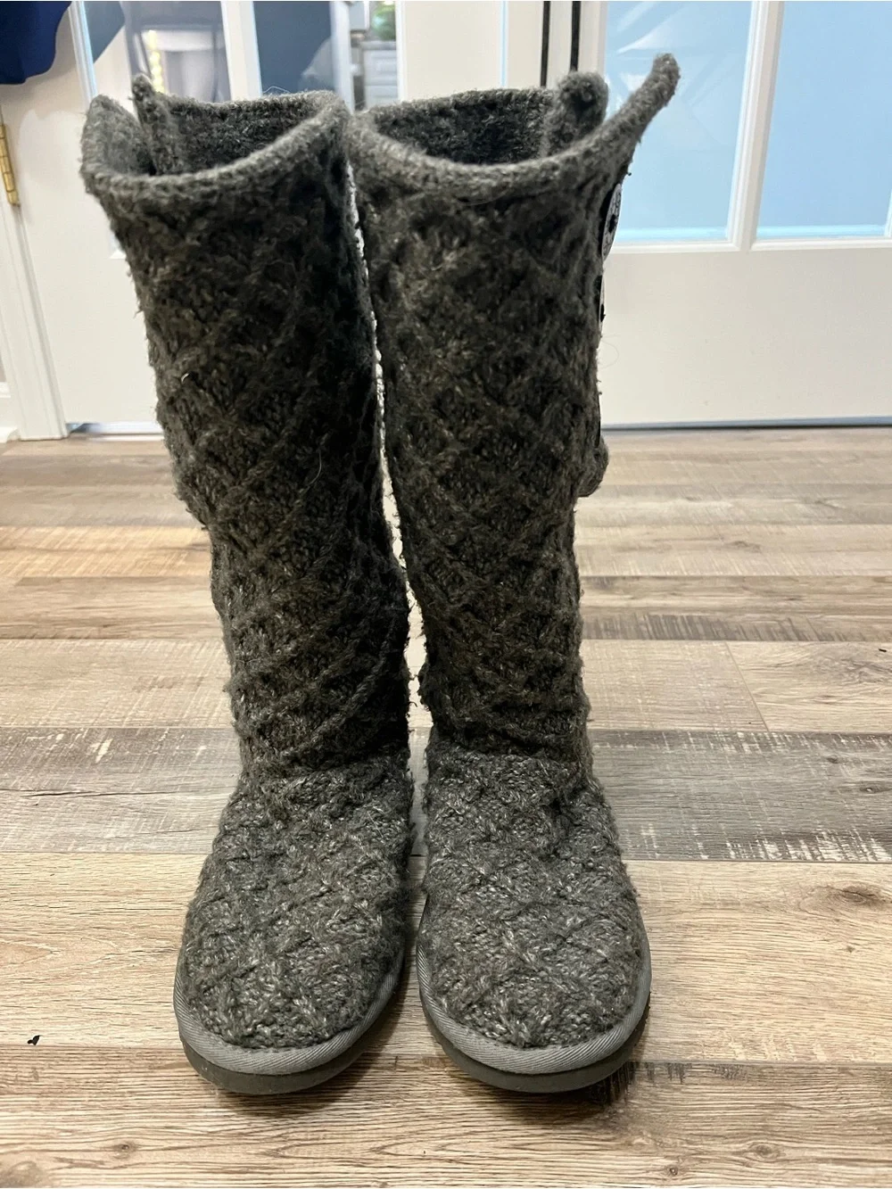 Ugg Australia classic Cardy tall boots with sheepskin insole for cozy feet size7
